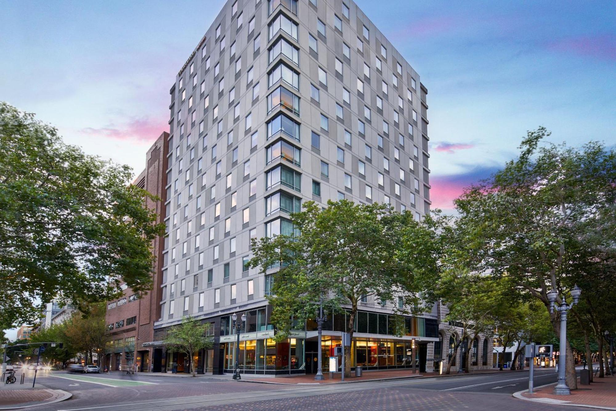 Courtyard By Marriott Portland City Center Экстерьер фото