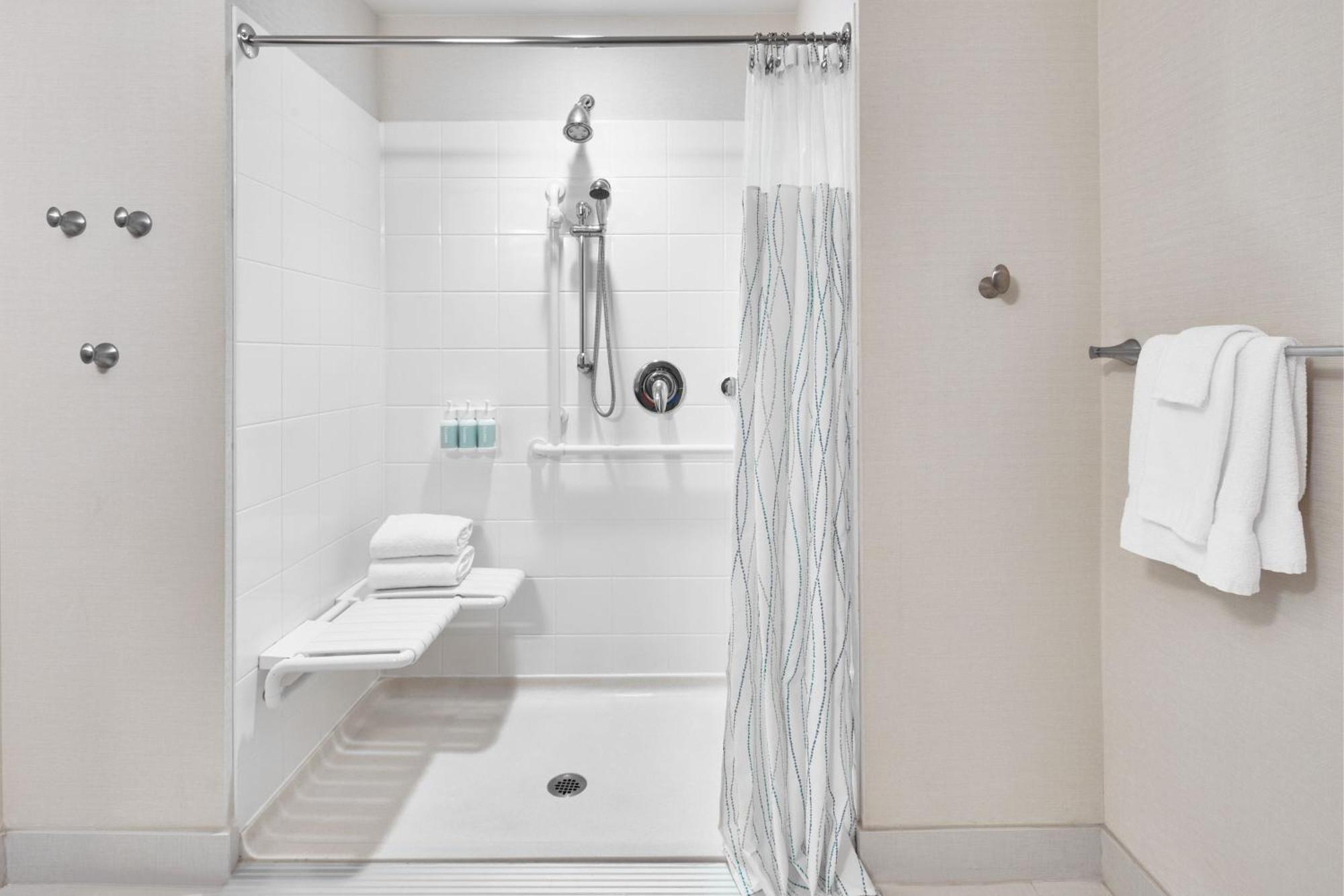 Courtyard By Marriott Portland City Center Экстерьер фото