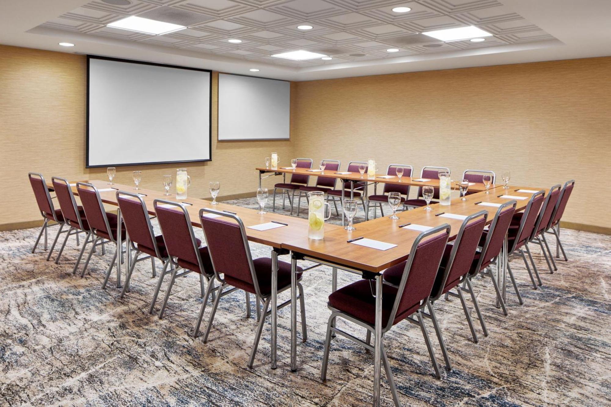 Courtyard By Marriott Portland City Center Экстерьер фото