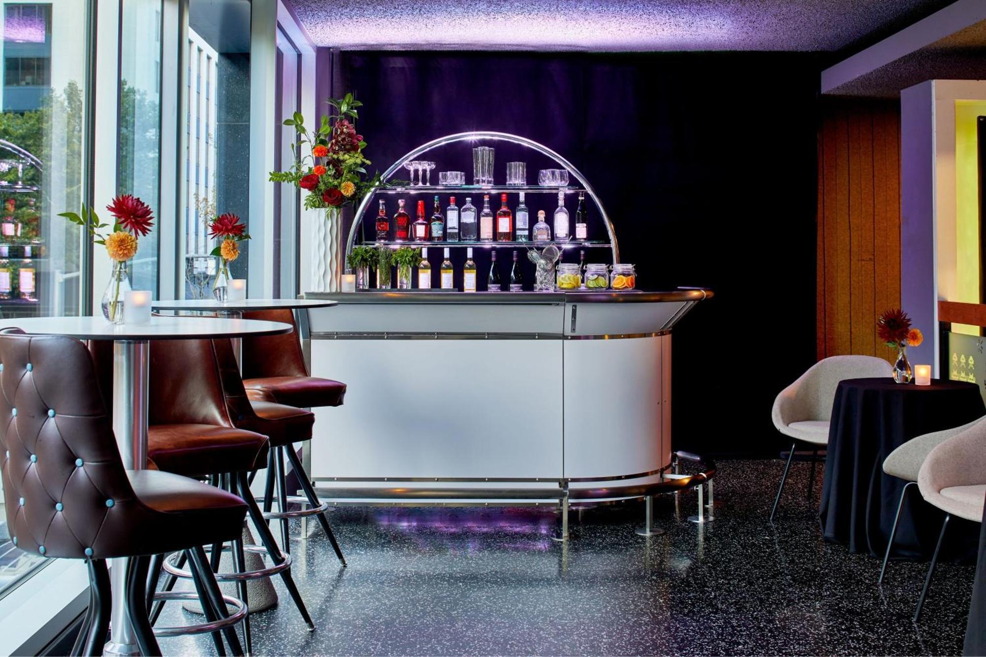 Courtyard By Marriott Portland City Center Экстерьер фото