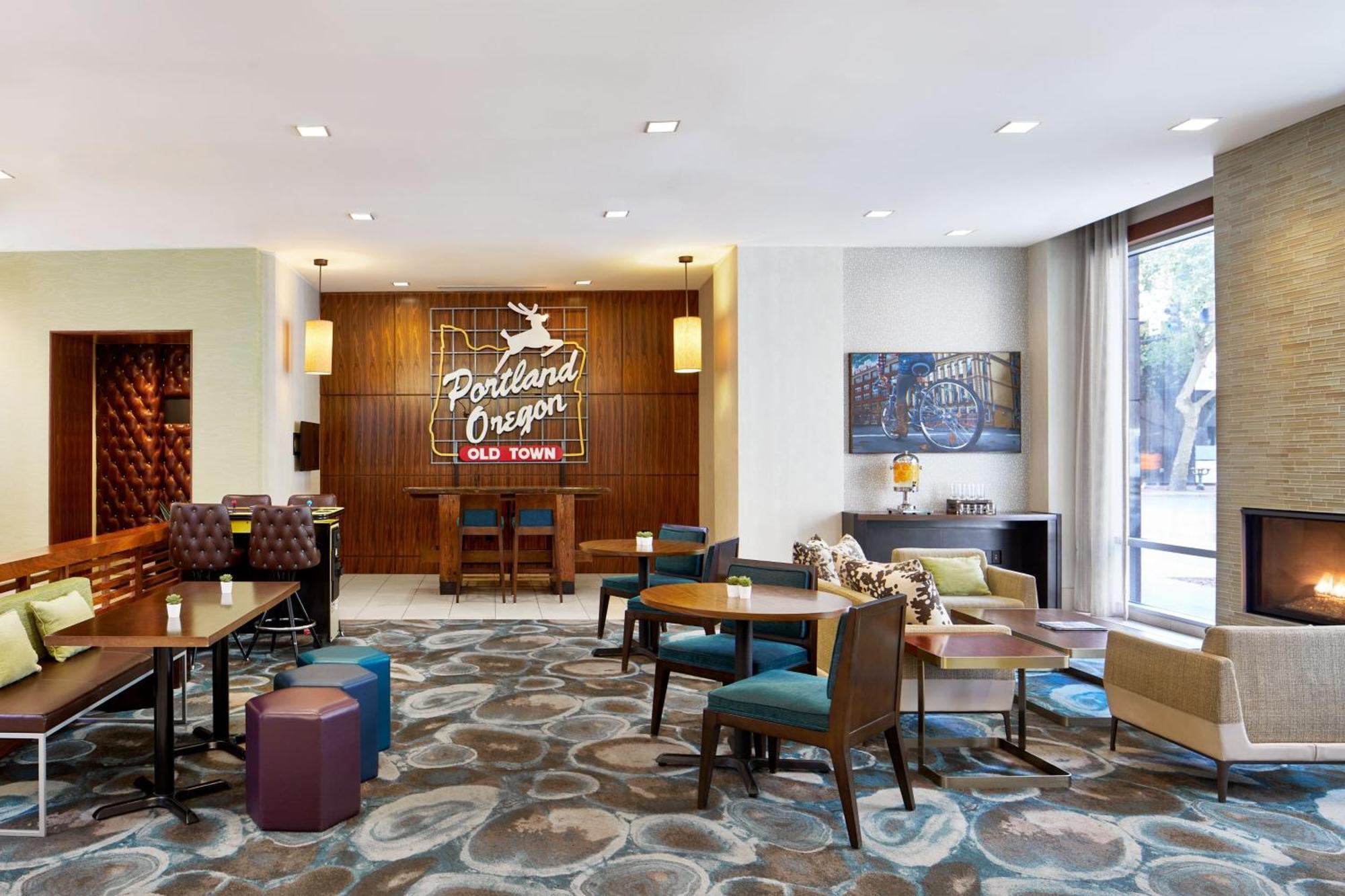 Courtyard By Marriott Portland City Center Экстерьер фото
