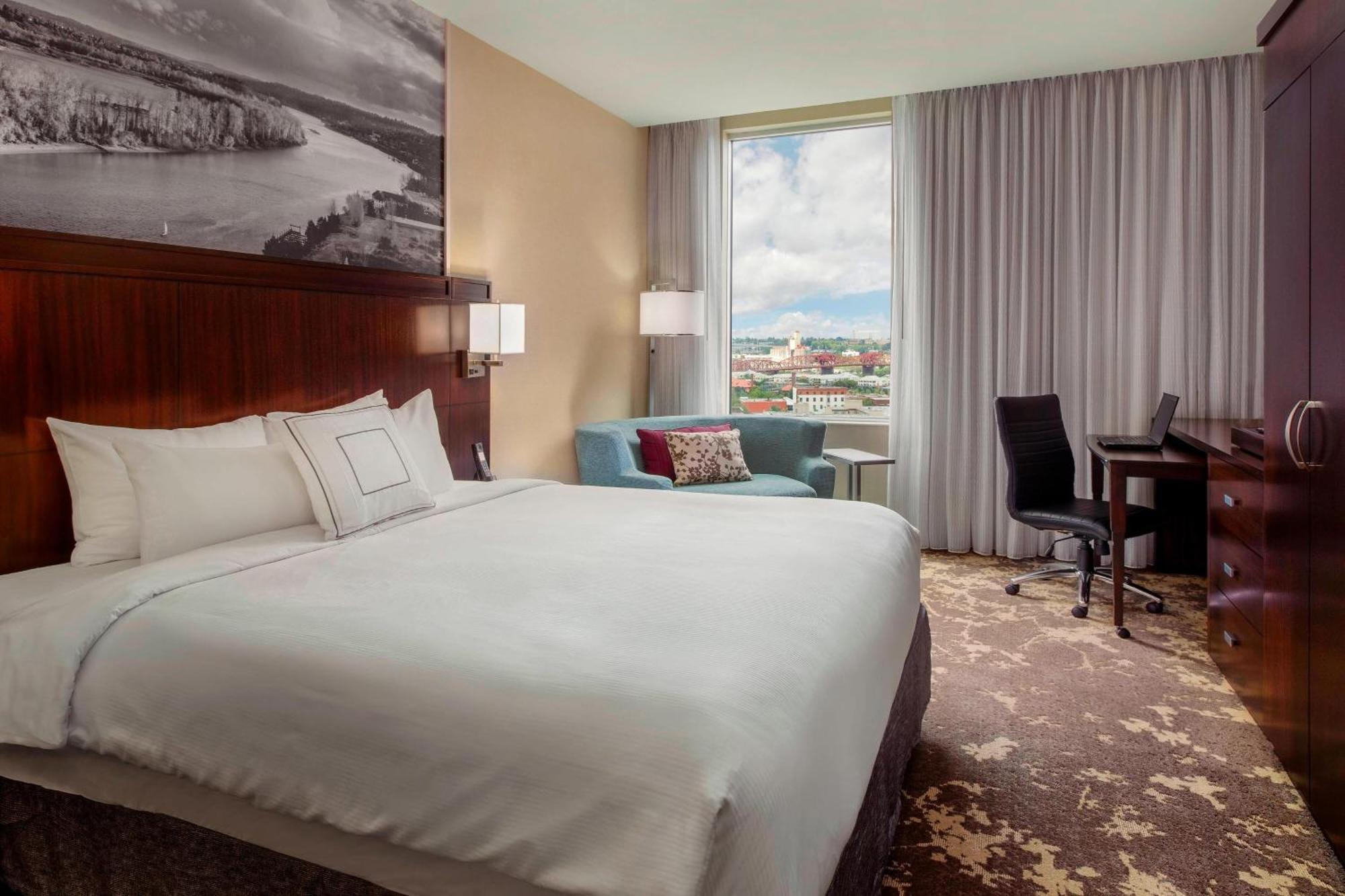 Courtyard By Marriott Portland City Center Экстерьер фото