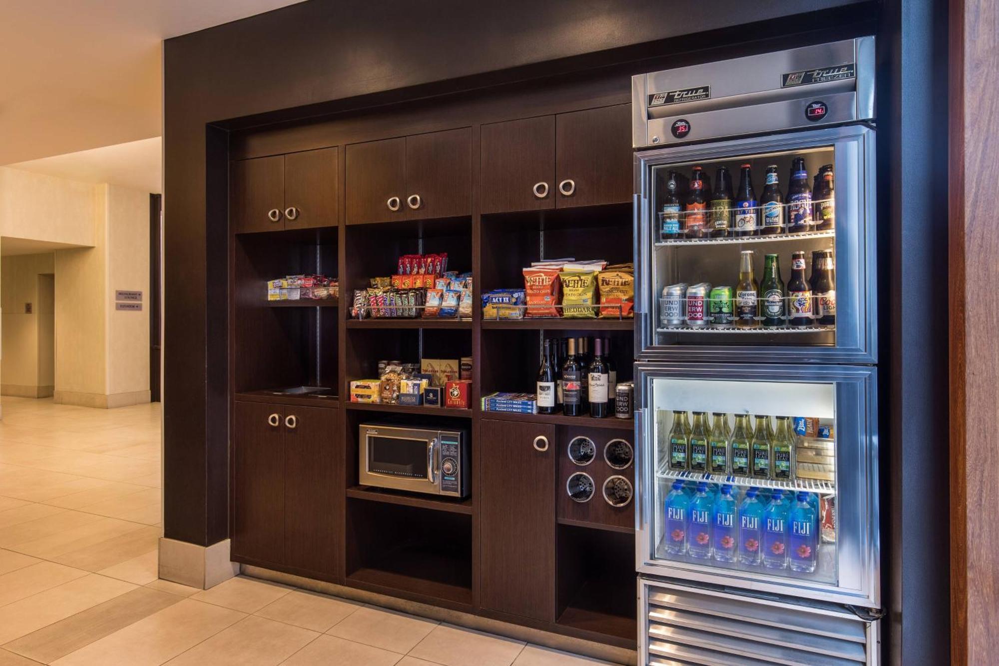 Courtyard By Marriott Portland City Center Экстерьер фото
